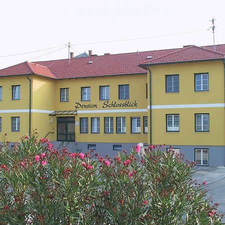 Pension Schlossblick Nebersdorf Exterior foto